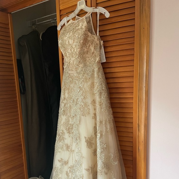 green emerald velvet dress David's Bridal Gold Metallic Taupe Lace and Mesh Long Strapless Dress –  Sonderleigh main image 0